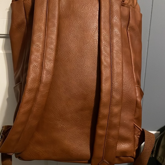 Backpack - Picture 9 of 10